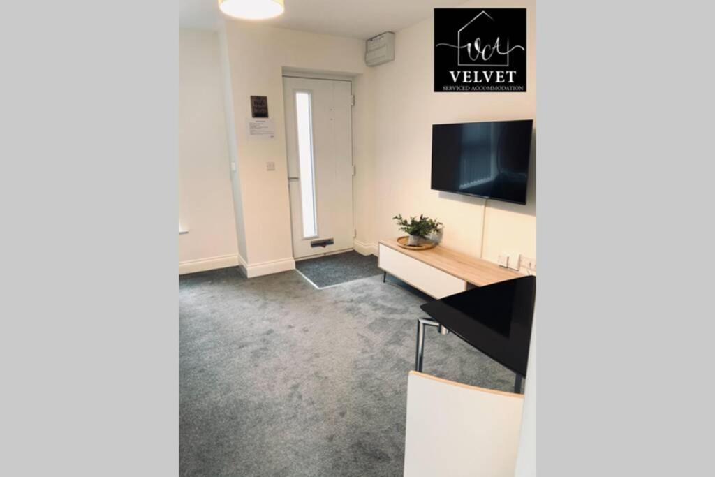 ✪ Leisure/Business ✪ 1 Bedroom Apt , Free Parking Swansea Zewnętrze zdjęcie